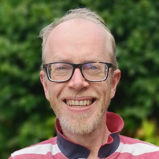 Alistair McConville Carti Curtea Veche Publishing